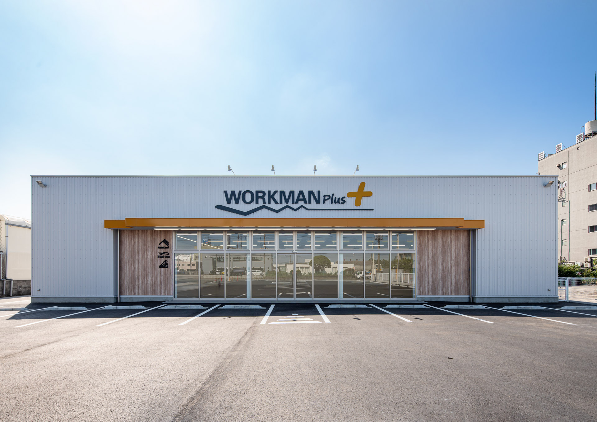 ワークマンプラス木更津潮見店＜施工後・外観＞